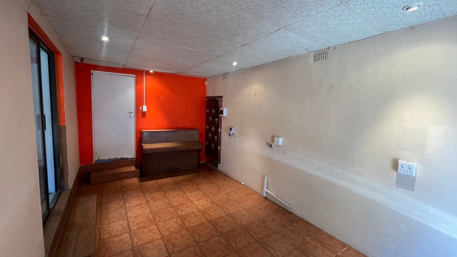 3 Bedroom Property for Sale in Protea Park North West